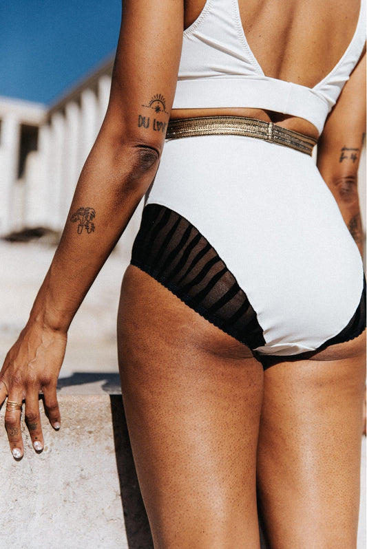 Ensemble lingerie blanche texturée - RUN THE WORLD Superbe Paris